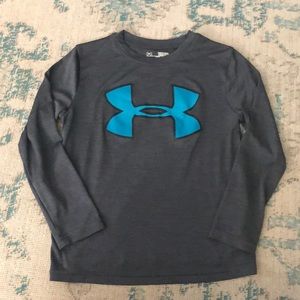 Girl’s size Under Armour long sleeve shirt